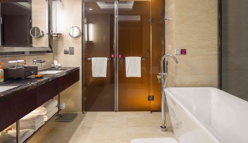 Suite, 1 habitación, accesible para personas con discapacidad, Acceso al salón del club (River View)