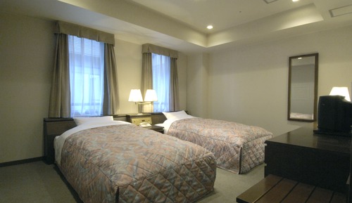 4 camas individuales (Two Bed Room Suite)