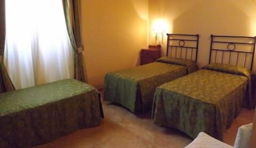 Habitación triple clásica