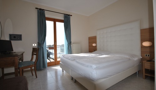 Habitación doble superior, vistas al lago