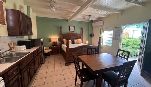 Suite, 1 cama de matrimonio grande, No fumadores (Tropical Suite)