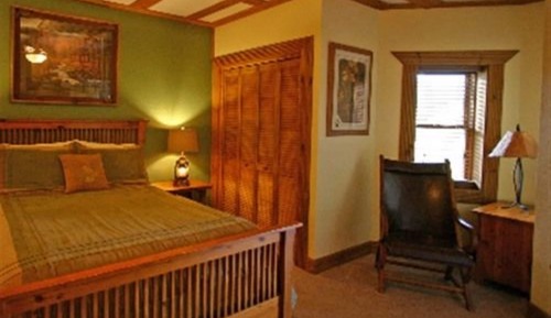 Suite, cocina, vistas a la montaña (Wineberry Cabin Suite )