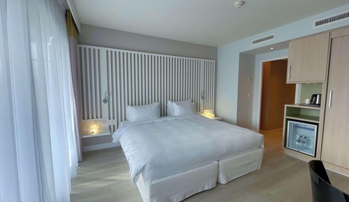 Habitación familiar, balcón