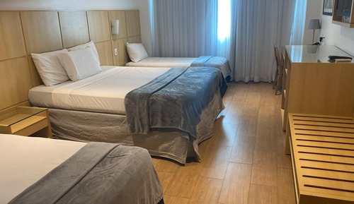 Habitación cuádruple estándar