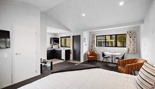 Estudio estándar, bañera de hidromasaje