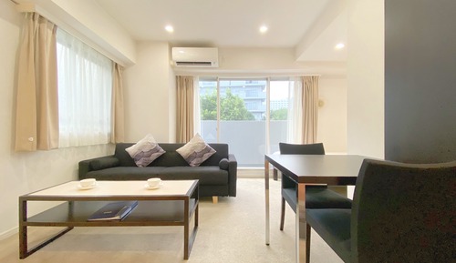 206 Non-Smoking Room