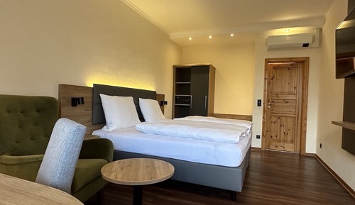 Habitación Confort doble, no fumadores, balcón
