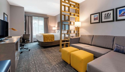 Suite, 1 cama de matrimonio grande con sofá cama, no fumadores