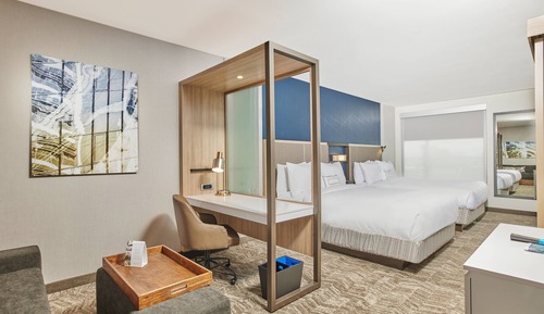Suite, varias camas (Mobility/Hearing Accessible, Tub)
