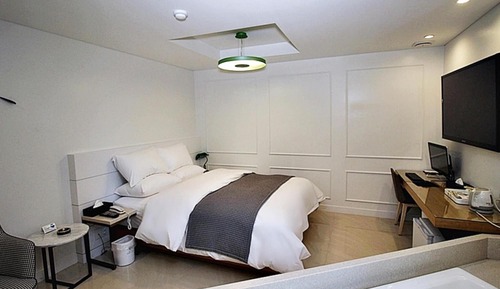 Room (Standard double)