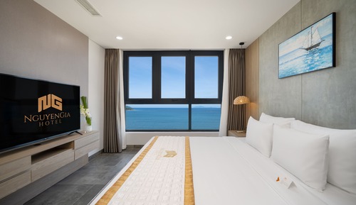 Suite (Nguyen Gia)