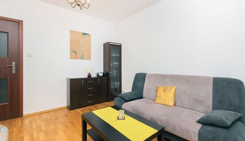 Apartamento, 2 habitaciones, balcón