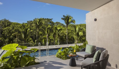 Junior Suite Tropical Swim Out King