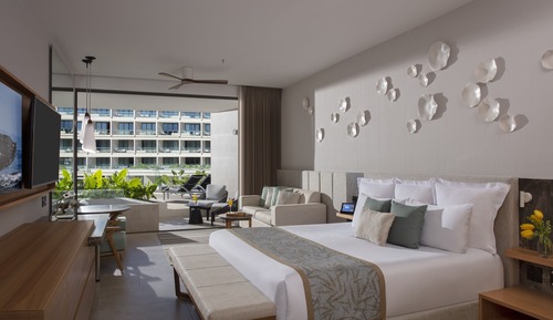 Preferred Club Jr Suite Sun Deck Double