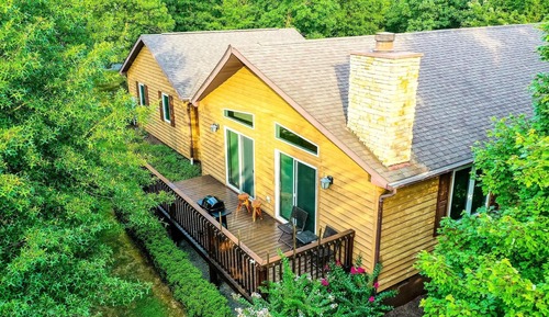 Casa, varias camas (Cacapon Connected - Workplace Retreat)