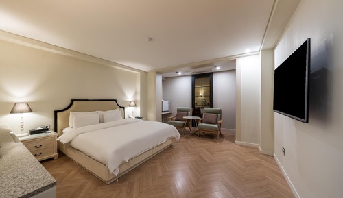 Room (Deluxe (Random room assignment))