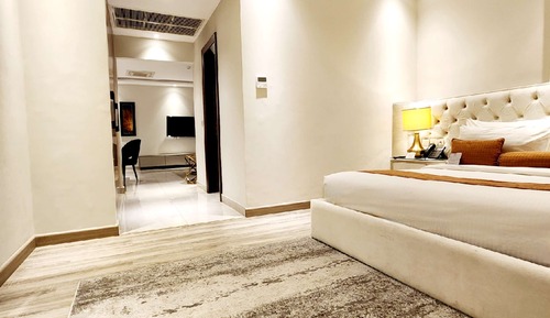 Suite, 1 cama de matrimonio grande, no fumadores, vistas a la ciudad (Living Room;Presidential)