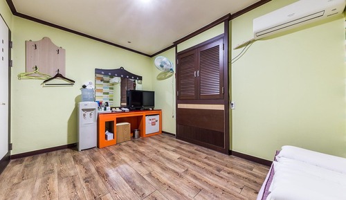 Room (On-dol)