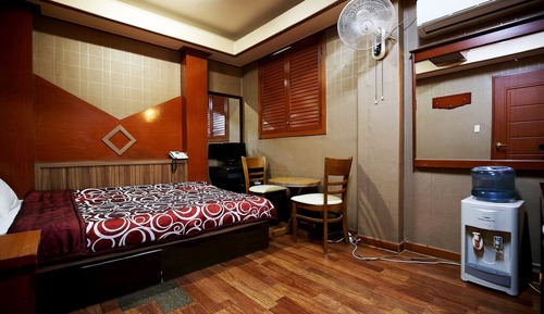 Room (Standard Room)