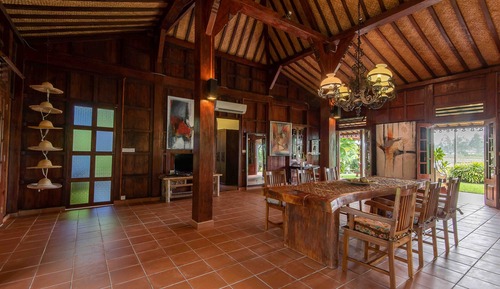 Limasan Tempe Villa