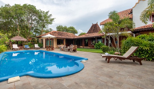 Bantul Villa