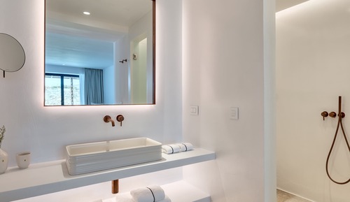 Premium Pool Suite, Partial SV