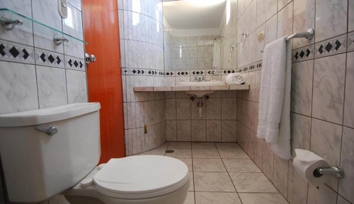 Habitación cuádruple estándar