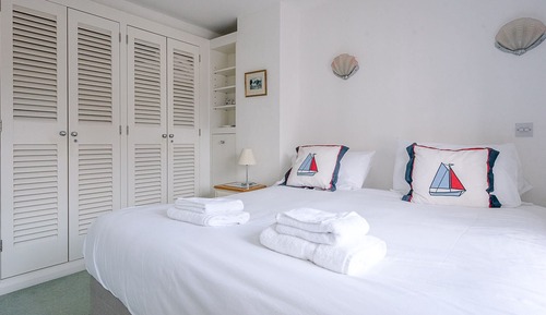 Casa (2 Bedrooms)