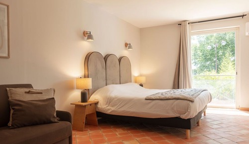 Habitación triple Deluxe, 1 cama de matrimonio con sofá cama (sans ascenseur)