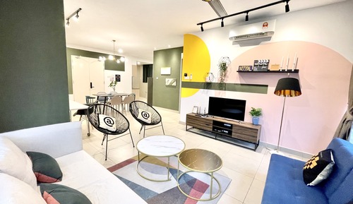 Apartamento familiar, 3 habitaciones, vistas a la ciudad