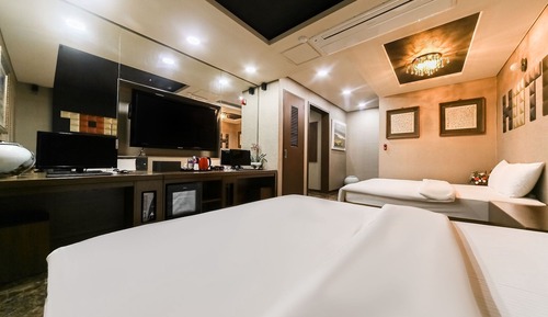 Room (1 room 1 parking-Premium twin (NEW be)