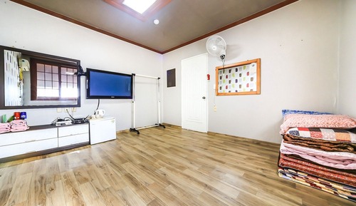 Room (On-dol)