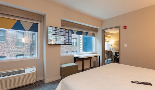Suite, 1 cama de matrimonio grande con sofá cama
