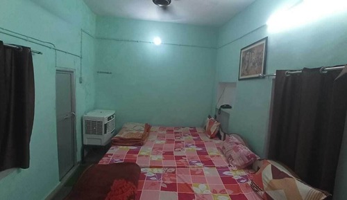 Habitación básica con 1 cama doble o 2 individuales