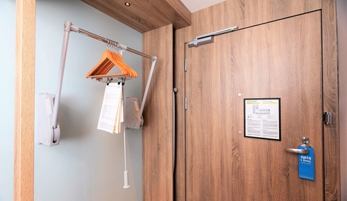 Habitación, 1 cama de matrimonio, accesible para personas con discapacidad