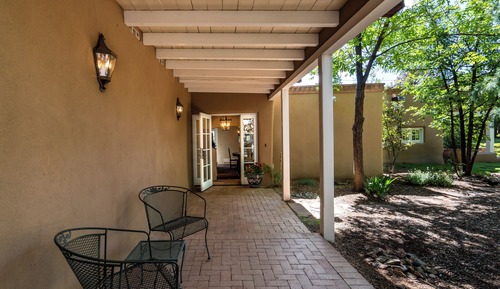 Casa (2 Bedrooms)