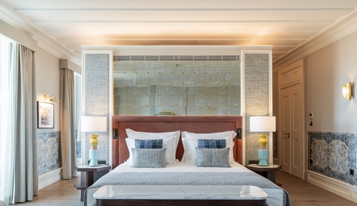 Suite Signature