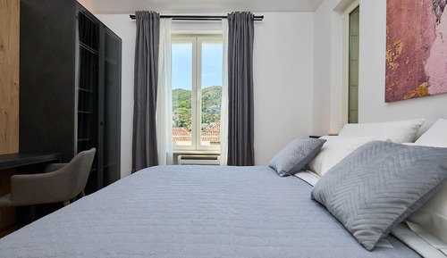 Villa (5 Bedrooms)