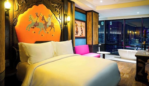 Orient Room - King Bed (2 adults + 1 child)