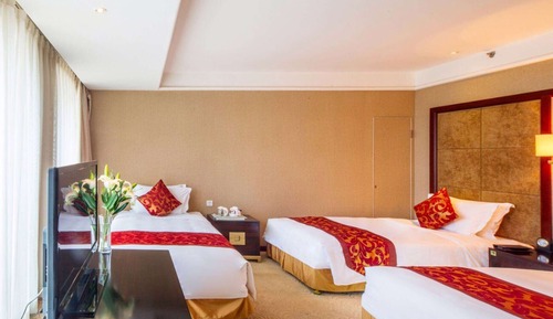 Suite, varias camas, fumadores