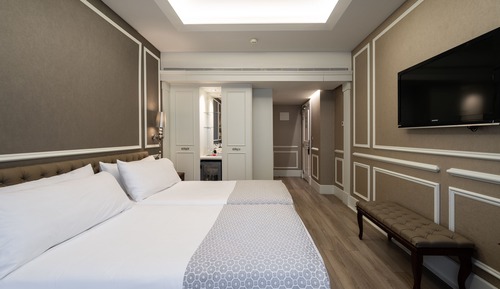 Habitación doble, vistas a la ciudad