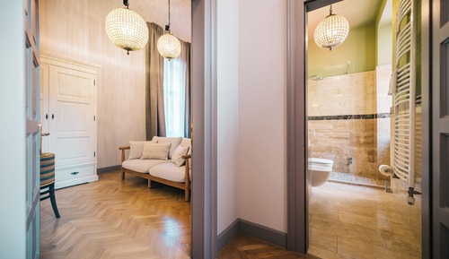 Suite familiar