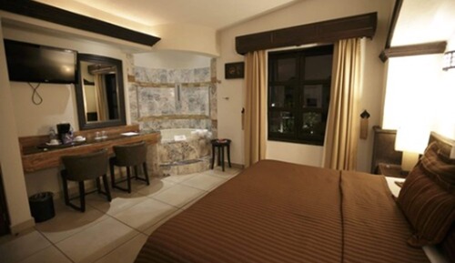 Suite junior, bañera de hidromasaje