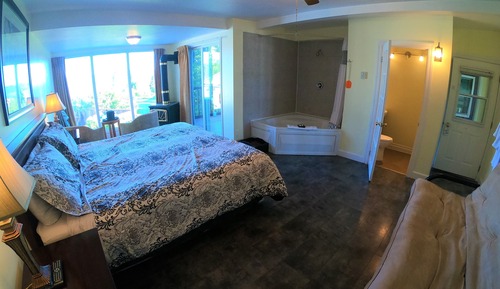 Habitación Deluxe, 1 cama de matrimonio grande, bañera de hidromasaje, vistas al lago