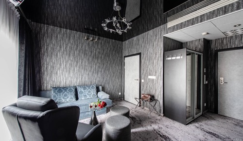 Apartamento clásico (Black)
