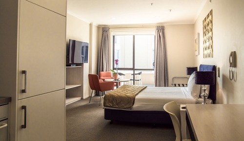 Estudio, 1 cama de matrimonio, vistas al puerto