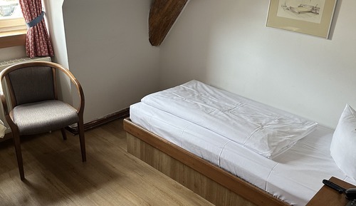 Habitación individual, baño privado