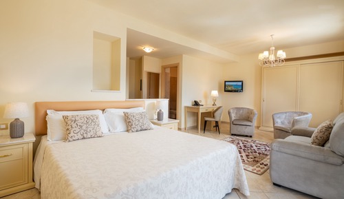 Suite junior, 1 cama de matrimonio grande, balcón