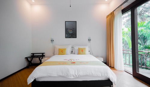 Villa familiar, 3 habitaciones, piscina privada