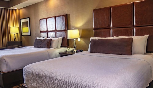 Habitación estándar, 2 camas de matrimonio, no fumadores, microondas (EXPEDIA)